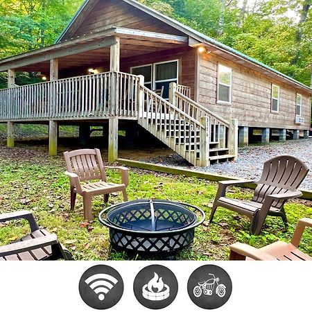 Tranquil Valley Retreat Cabin เซอเวียร์วีล ภายนอก รูปภาพ