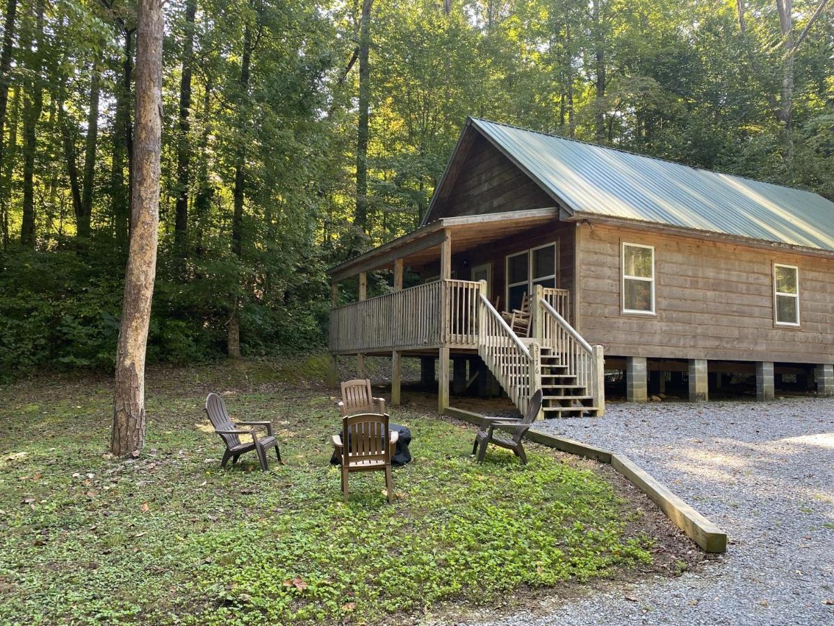 Tranquil Valley Retreat Cabin เซอเวียร์วีล ภายนอก รูปภาพ